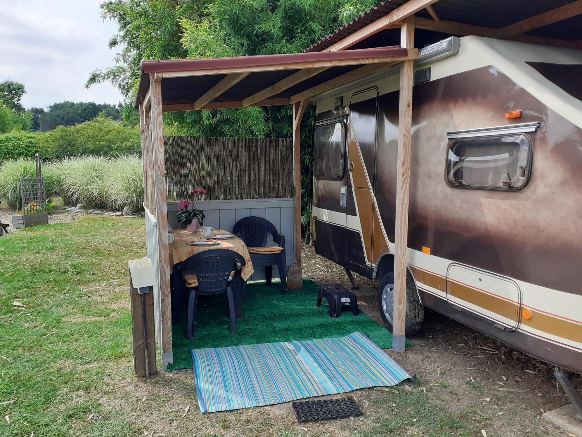 Maison D'Hotes Afrika Du Queyroux Ginestet Zimmer foto